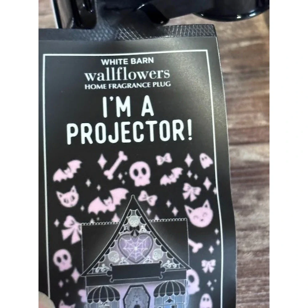Bath and Body Works Halloween Sweet Shop Projector Wallflowers Fragrance Plug